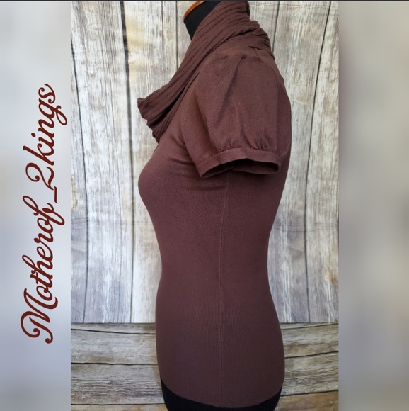 ๐คEXPRESS๐ค S/S COWL NECK BLOUSE - Picture 2 of 4